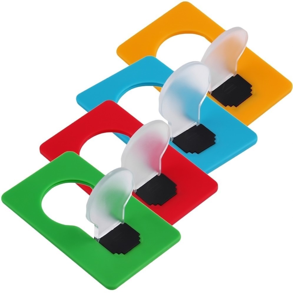 Раскладной фонарик в форме пластиковой карты от MELEON