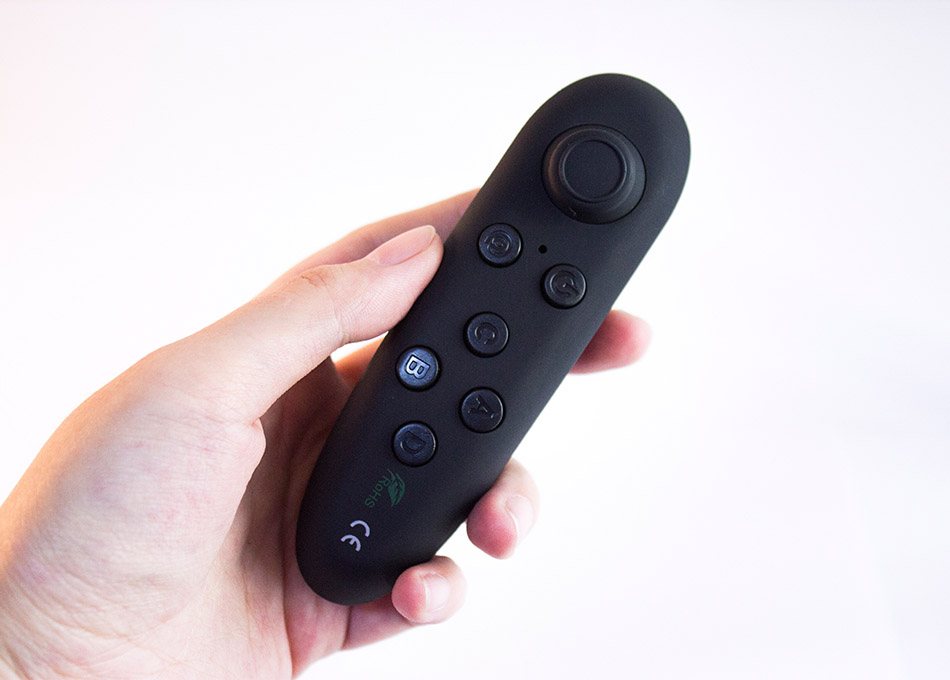 

Джойстик к очкам виртуальной реальности VR Shinecon Box 5 Mini, чёрный