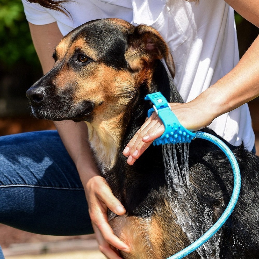 Щетка-душ для собак Pet Bathing Tool от MELEON