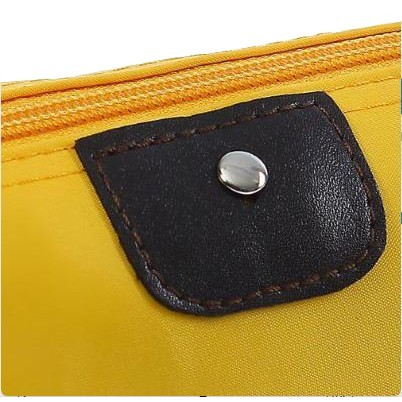 фото Косметичка-сумочка на молнии, 17х12х7 см, желтый