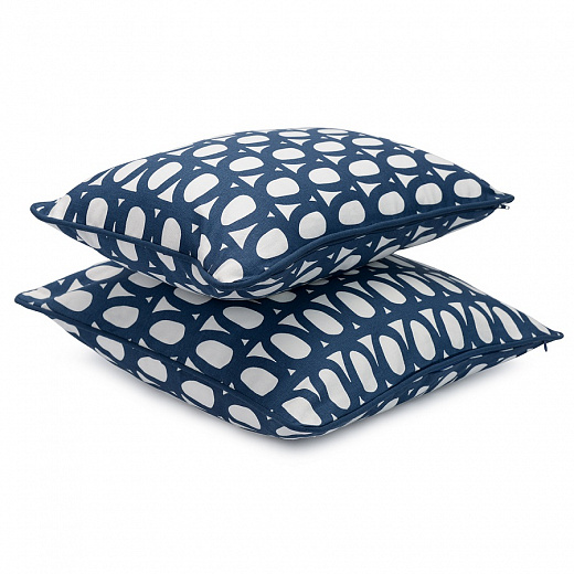 Купить Чехол на подушку с принтом Twirl темно-синего цвета из коллекции Cuts&Pieces, 45х45 см
