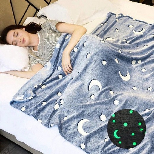 Купить Светящийся в темноте плед Magic Glow in the Dark Blanket